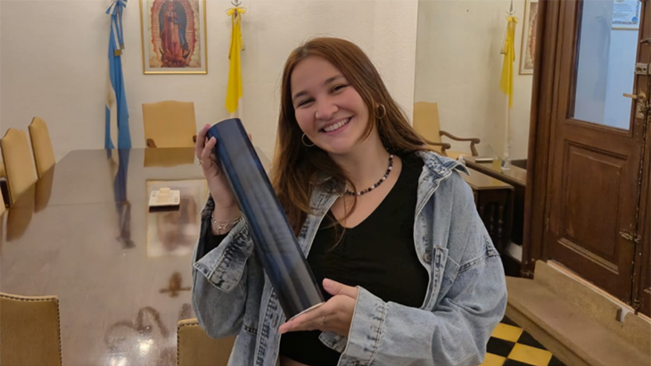 Me entusiasma devolver a la Universidad un poco de lo recibido.