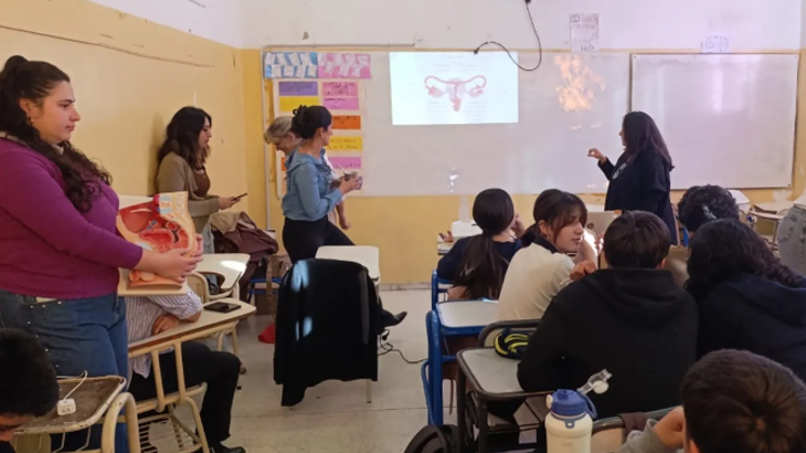 Primer taller de ESI en la Escuela Normal: estudiantes compartieron una jornada de aprendizaje y respeto